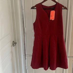 NWT Gianni Red red dress size L